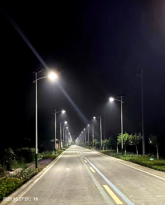 甘肃武威市太阳能路灯项目
